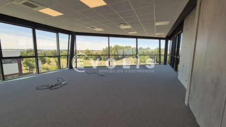Photo 7 – location bureaux	CHANTELOUP EN BRIE (77600)