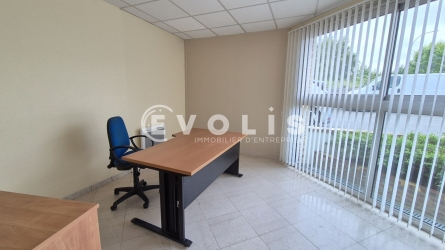 Photo 14 – location Entrepôts / activités	QUINCY VOISINS (77860)