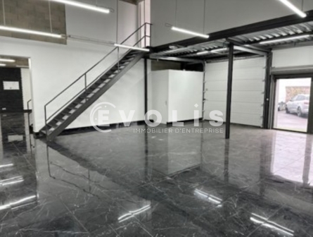 Photo 9 – location Entrepôts / activités	VILLENEUVE LA GARENNE (92390)