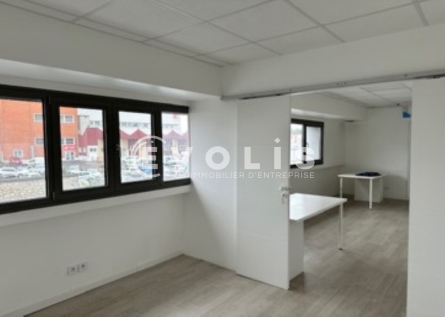 Photo 11 – location Entrepôts / activités	VILLENEUVE LA GARENNE (92390)