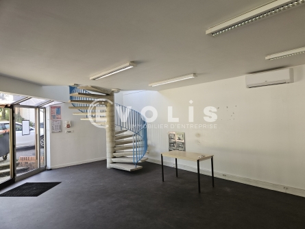 Photo 2 – location Entrepôts / activités	PALAISEAU (91120)