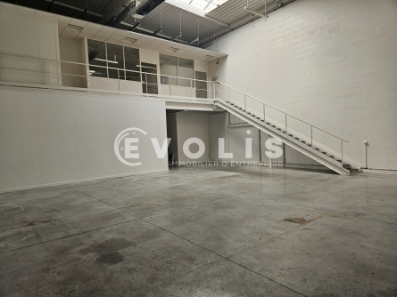 Photo 3 – location Entrepôts / activités	PALAISEAU (91120)