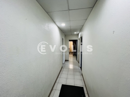Photo 6 – location Entrepôts / activités	NOISY LE GRAND (93160)