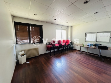 Photo 4 – location Entrepôts / activités	NOISY LE GRAND (93160)