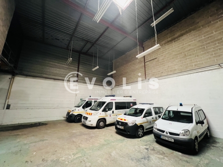 Photo 1 – location Entrepôts / activités	NOISY LE GRAND (93160)