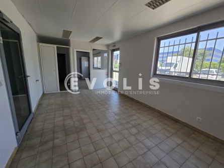 Photo 2 – location Entrepôts / activités	WISSOUS (91320)