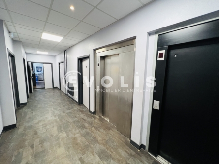 Photo 2 – location Entrepôts / activités	MONTREUIL (93100)