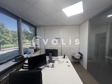 Photo 9 – vente bureaux	ROSNY SOUS BOIS (93110)