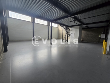 Photo 3 – location Entrepôts / activités	MARCOUSSIS (91460)