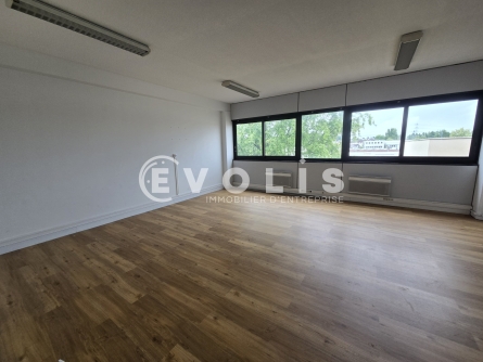 Photo 2 – location bureaux	PALAISEAU (91120)