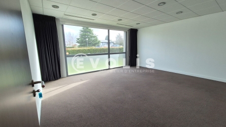 Photo 7 – location bureaux	MAGNY LE HONGRE (77700)