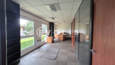 Photo 2 – location bureaux	MAGNY LE HONGRE (77700)