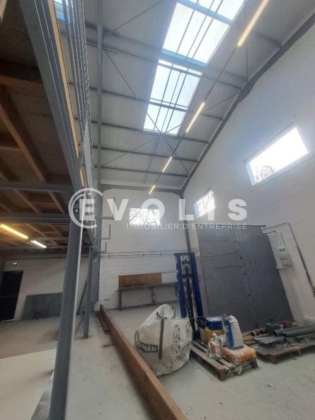 Photo 4 – vente Entrepôts / activités	CROISSY BEAUBOURG (77183)