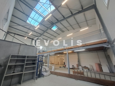 Photo 3 – vente Entrepôts / activités	CROISSY BEAUBOURG (77183)