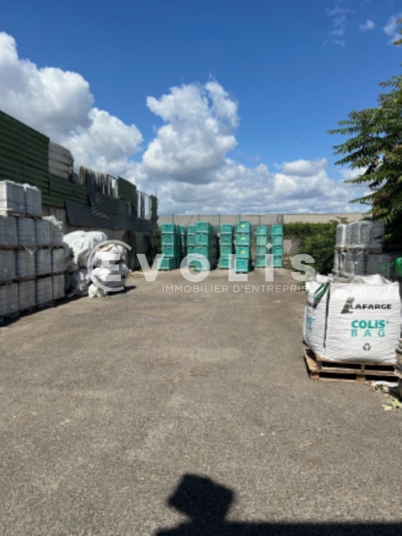 Photo 6 – location Entrepôts / activités	VAULX EN VELIN (69120)