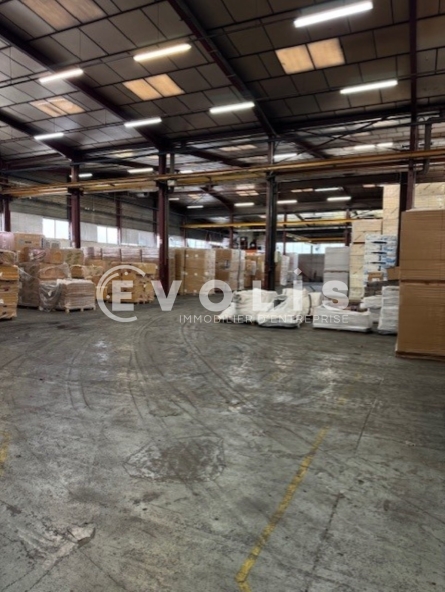 Photo 8 – location Entrepôts / activités	VAULX EN VELIN (69120)