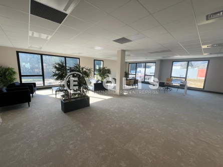 Photo 10 – location bureaux	TARARE (69170)