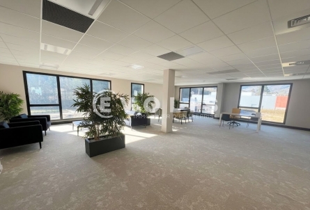 Photo 8 – location bureaux	TARARE (69170)