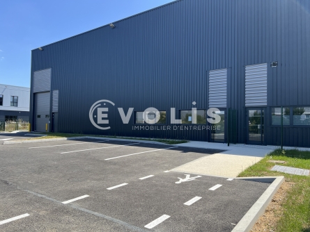 Photo 3 – location Entrepôts / activités	LIEUSAINT (77127)