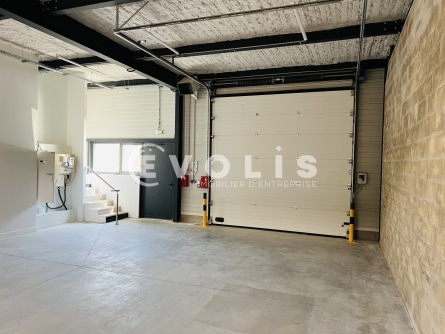 Photo 2 – location Entrepôts / activités	LIEUSAINT (77127)