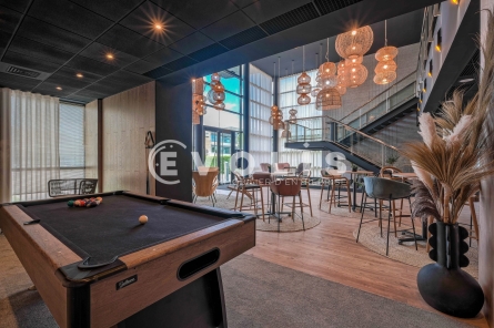 Photo 2 – location Coworking	SERRIS (77700)