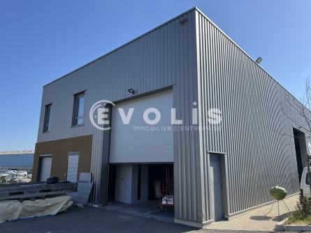 Photo 1 – location Entrepôts / activités	CORBAS (69960)