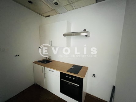 Photo 8 – location Entrepôts / activités	ROISSY EN BRIE (77680)