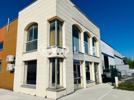 Photo 2 – location Entrepôts / activités	ROISSY EN BRIE (77680)