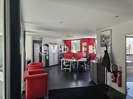 Photo 2 – vente bureaux	GRIGNY (91350)
