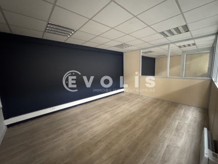 Photo 3 – location Entrepôts / activités	CAMON (80450)