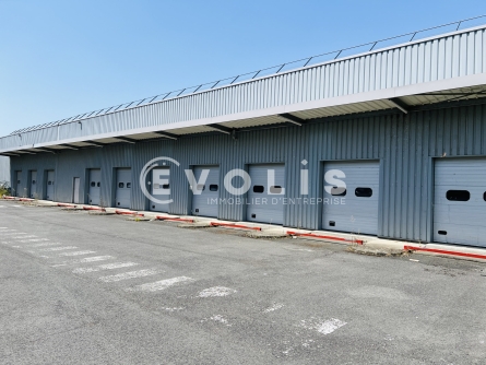 Photo 1 – location Entrepôts / activités	BRIE COMTE ROBERT (77170)