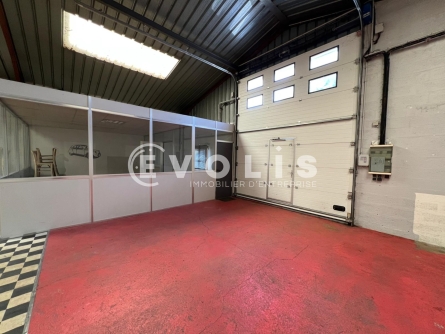 Photo 2 – location Entrepôts / activités	TREVOUX (01600)