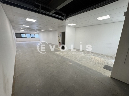 Photo 13 – location Entrepôts / activités	LES ULIS (91940)