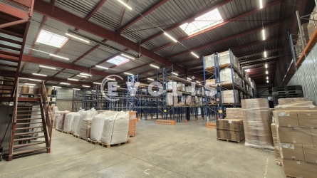 Photo 1 – location Entrepôts / activités	REBAIS (77510)