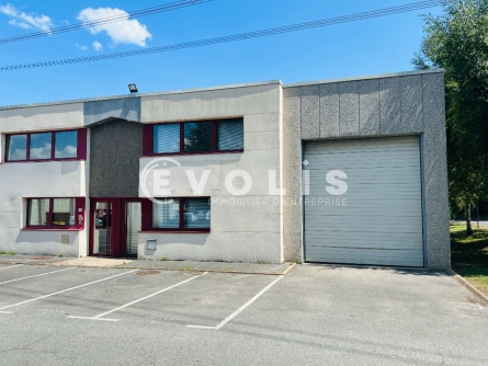 Photo 1 – location Entrepôts / activités	ROISSY EN BRIE (77680)