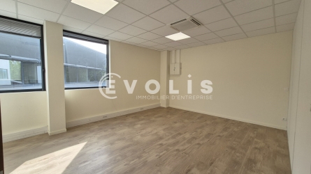 Photo 9 – location bureaux	MONTEVRAIN (77144)