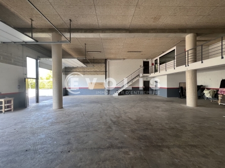 Photo 2 – location Entrepôts / activités	BRY SUR MARNE (94360)