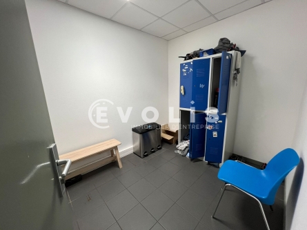 Photo 10 – location Entrepôts / activités	VAULX EN VELIN (69120)