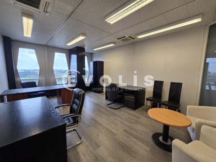Photo 2 – location bureaux	THIAIS (94320)
