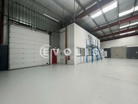 Photo 3 – location Entrepôts / activités	CHASSIEU (69680)