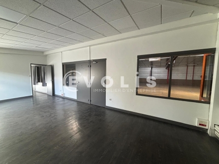 Photo 10 – vente Entrepôts / activités	RILLIEUX LA PAPE (69140)