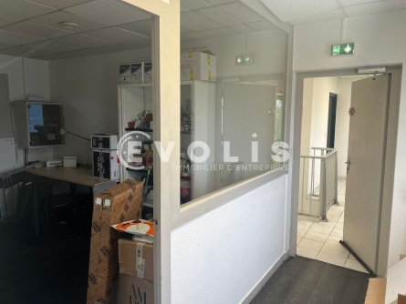 Photo 5 – location Entrepôts / activités	GENAS (69740)