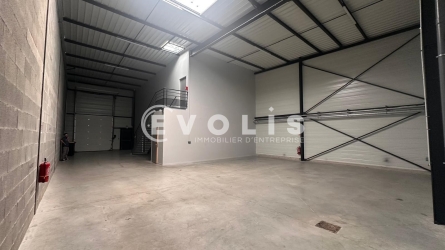 Photo 5 – location Entrepôts / activités	GENAY (69730)