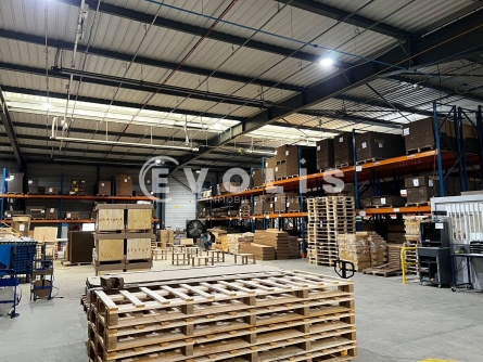 Photo 8 – location Entrepôts / activités	DAGNEUX (01120)