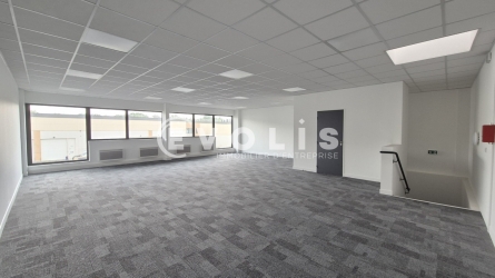 Photo 6 – location Entrepôts / activités	BUSSY SAINT GEORGES (77600)