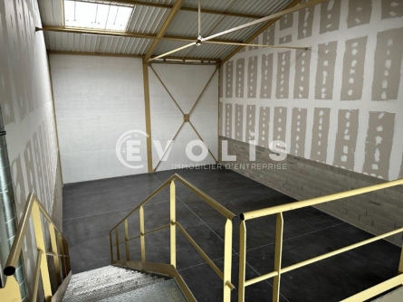 Photo 6 – vente Entrepôts / activités	BOURGOIN JALLIEU (38300)