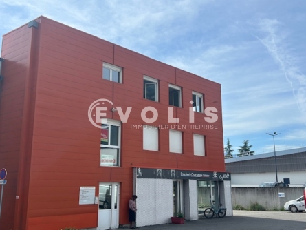 Photo 1 – location bureaux	CROLLES (38920)