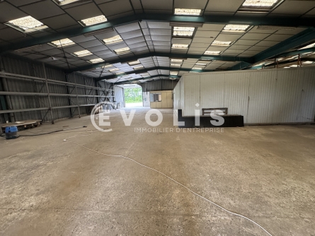 Photo 1 – location Entrepôts / activités	RIVERY (80136)