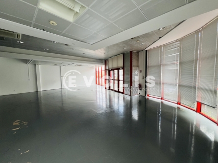 Photo 3 – location Locaux commerciaux	PONTAULT COMBAULT (77340)