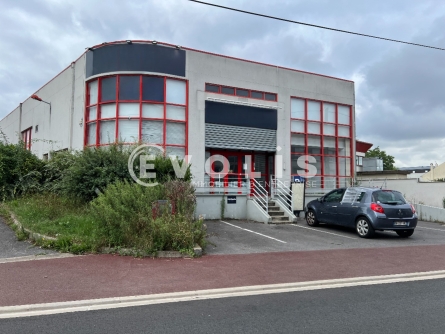 Photo 1 – location Locaux commerciaux	PONTAULT COMBAULT (77340)